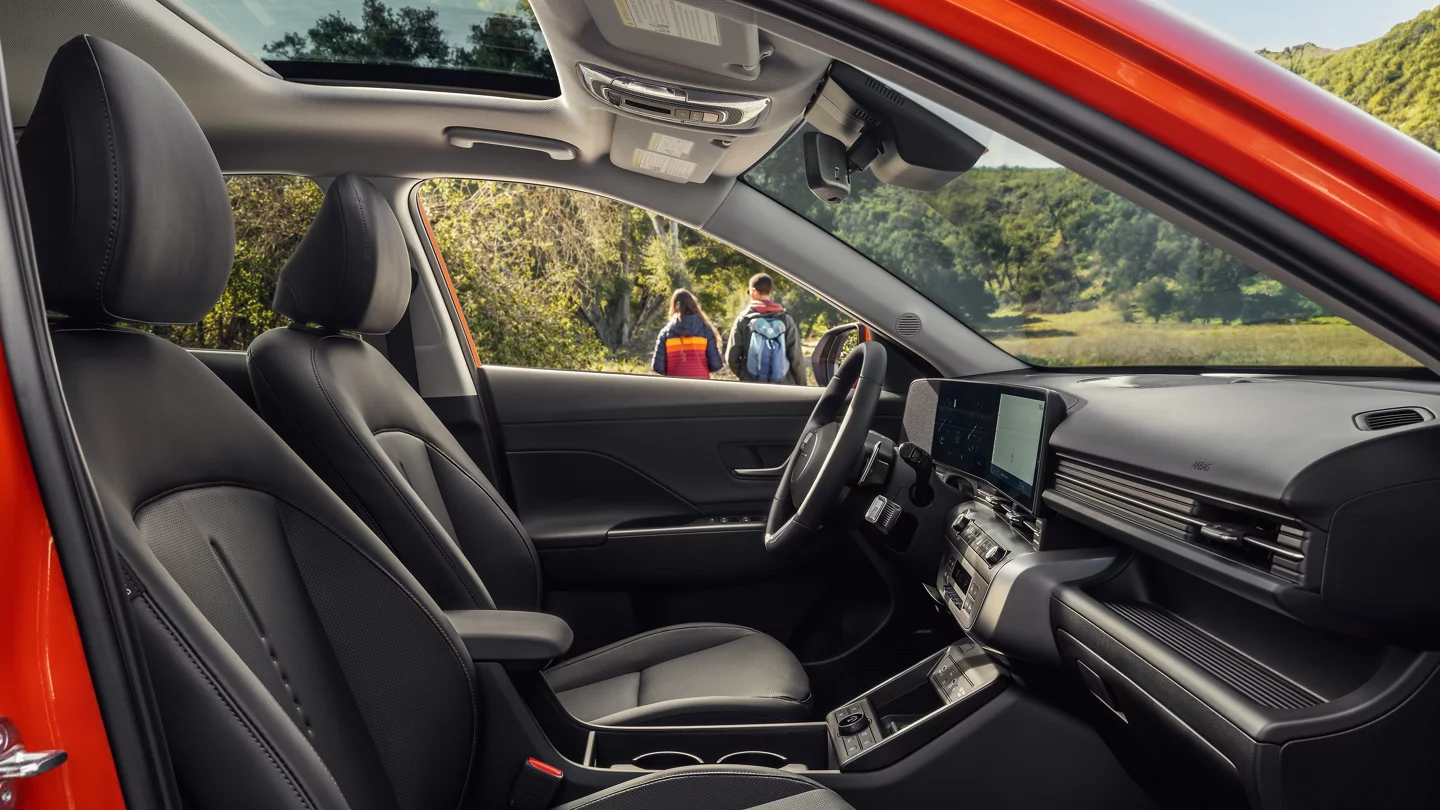 Hyundai Kona 2025 SEL Convenience Interior