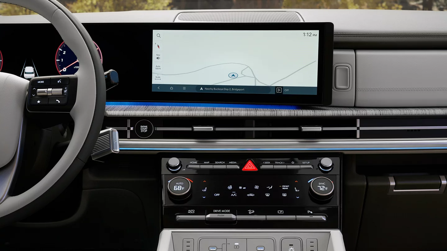 هيونداي سانتا في XRT 2025 داخلي
