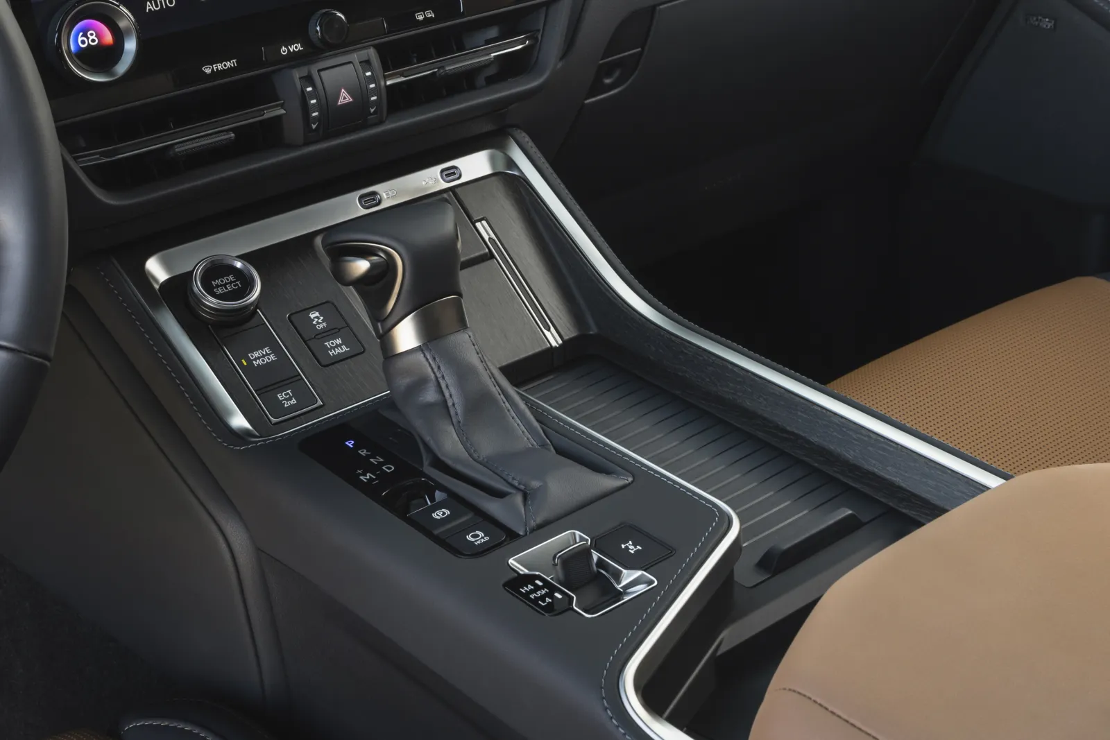 لكزس GX 2025 GX LUXURY+ داخلي