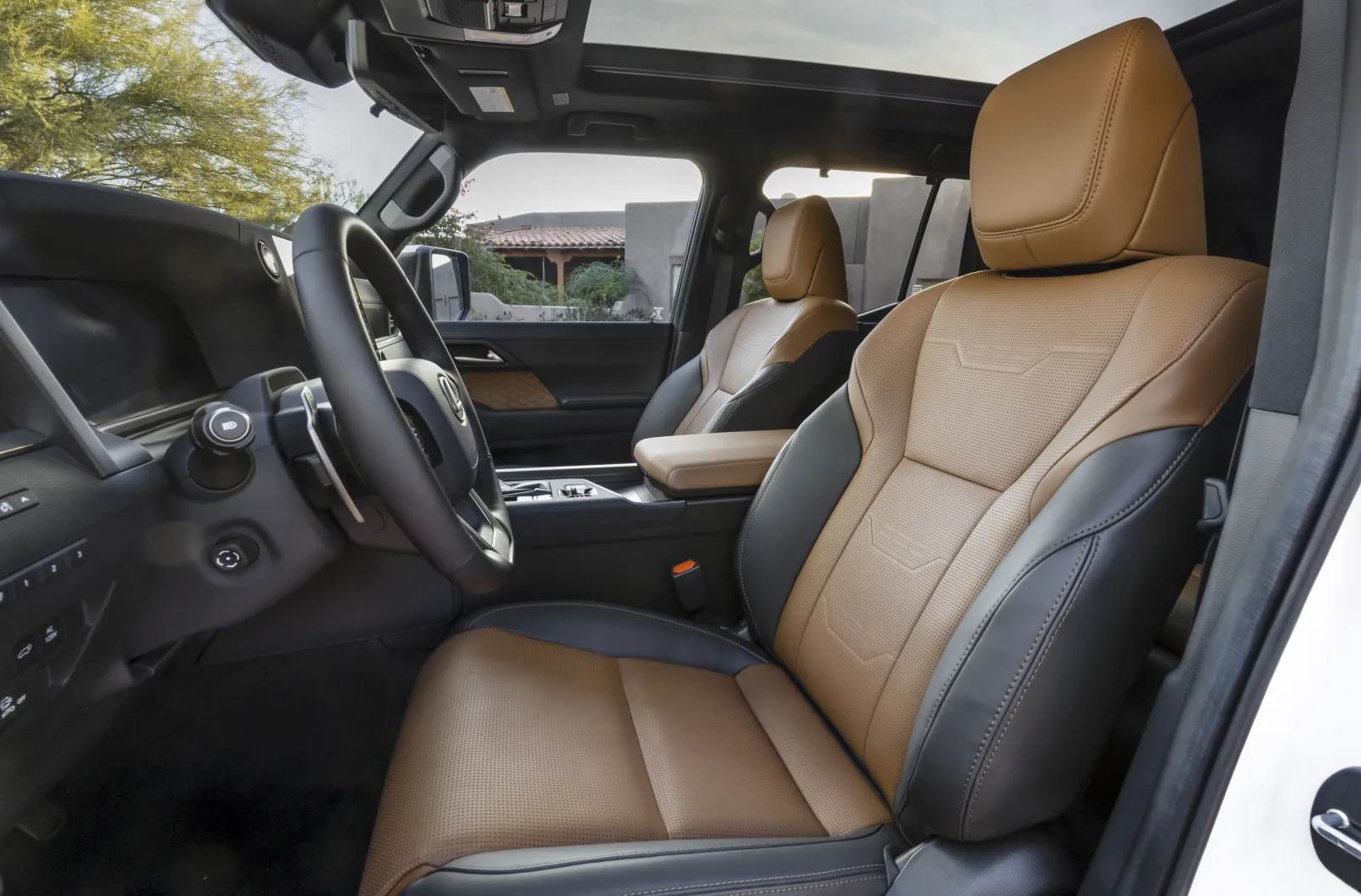 لكزس GX 2025 GX LUXURY+ داخلي
