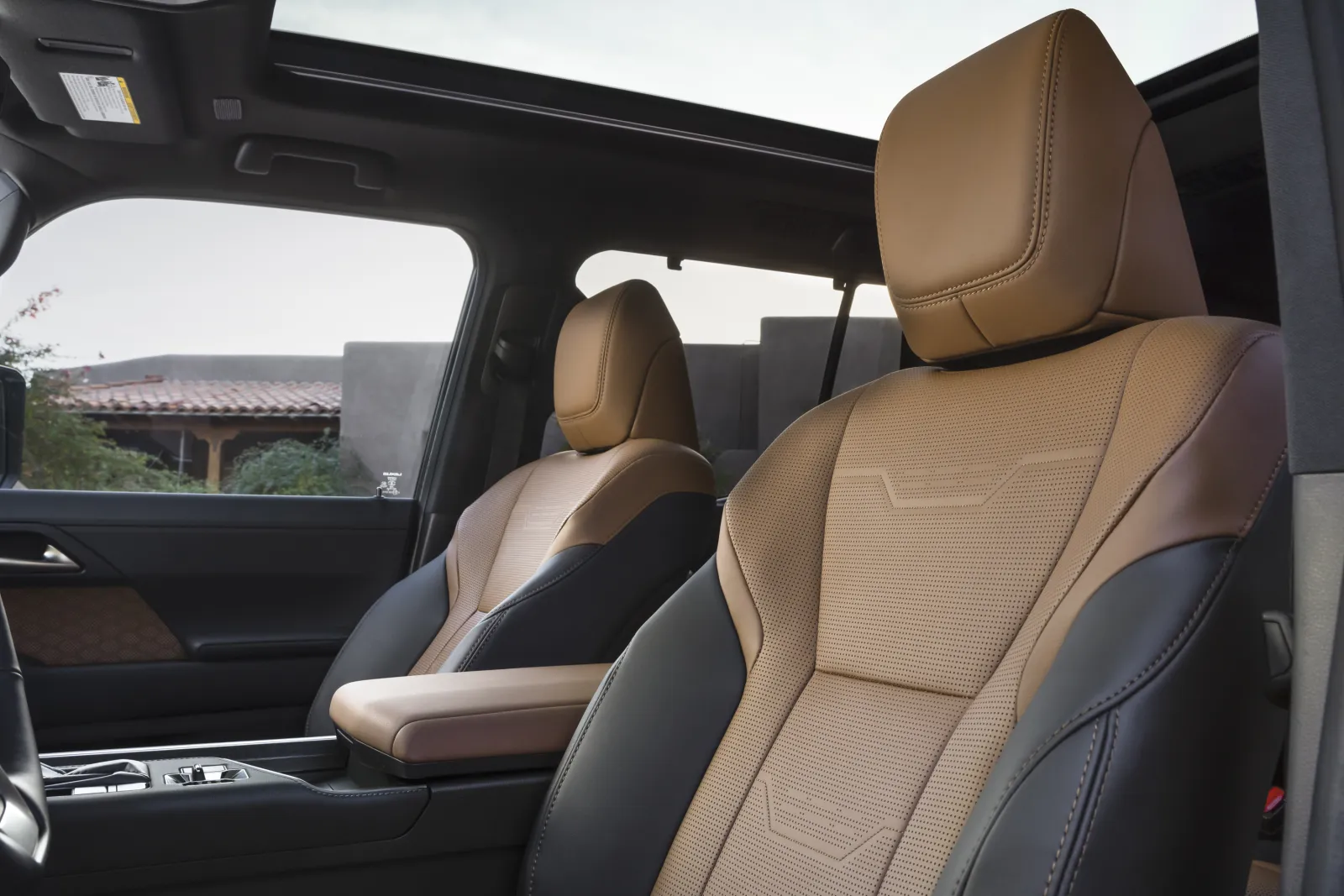 لكزس GX 2025 GX LUXURY+ داخلي
