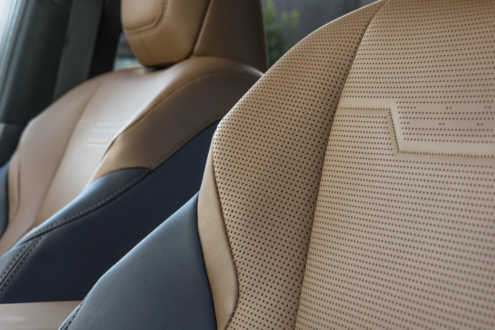 لكزس GX 2025 GX LUXURY+ داخلي