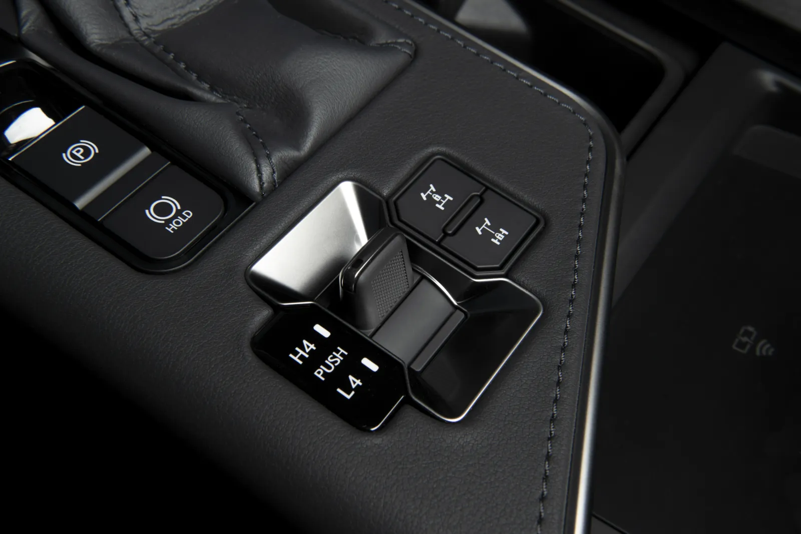 لكزس GX 2025 GX LUXURY+ داخلي