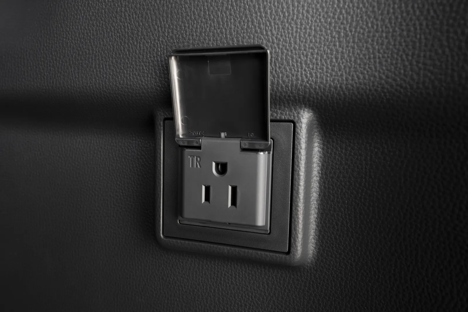 لكزس GX 2025 GX LUXURY+ داخلي