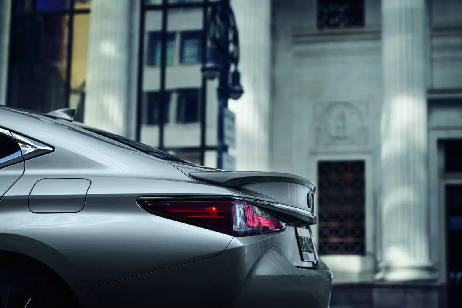 Lexus ES 2025 ES 250 AWD Exterior